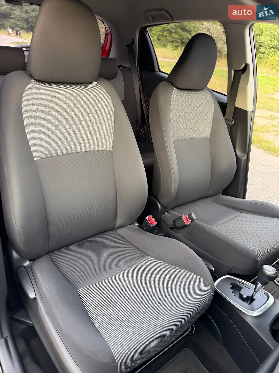 2016 Toyota Yaris - мініатюра 37