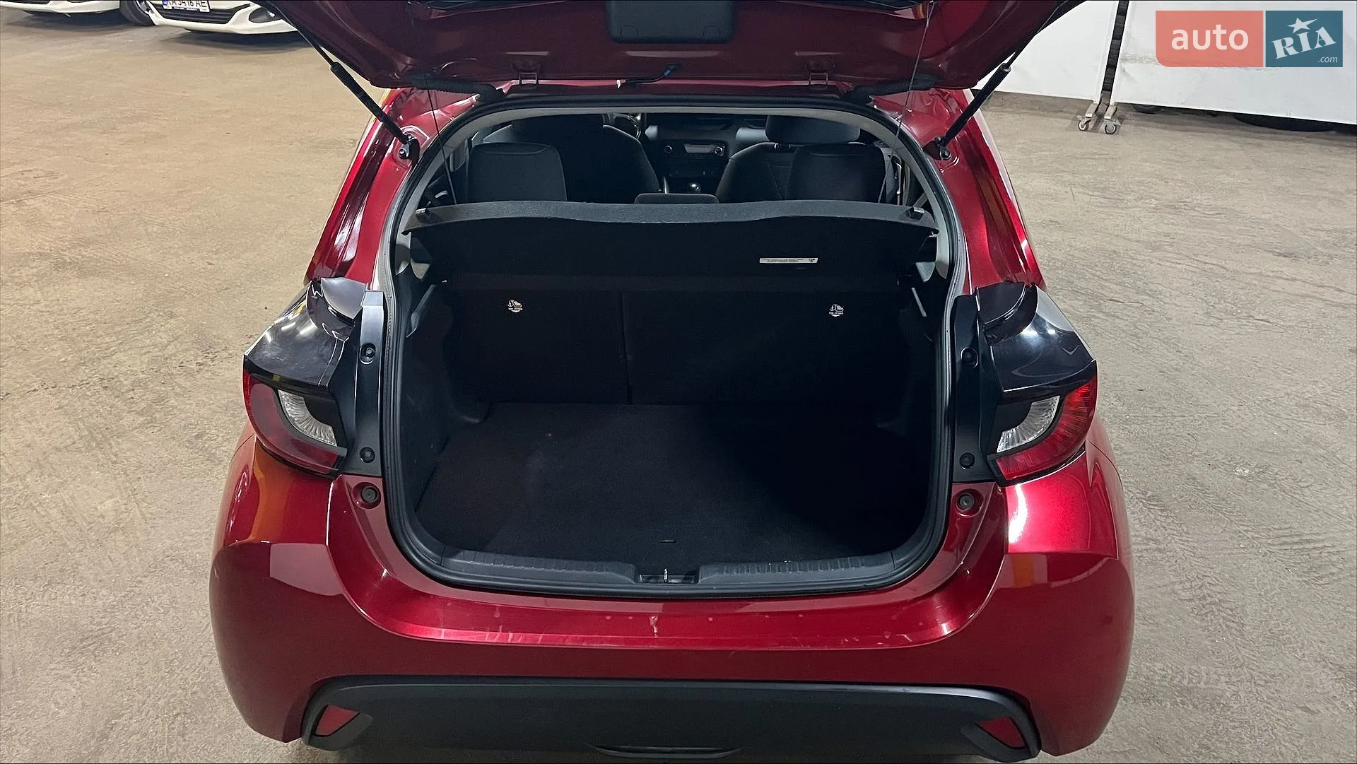 2021 Toyota Yaris - мініатюра 14