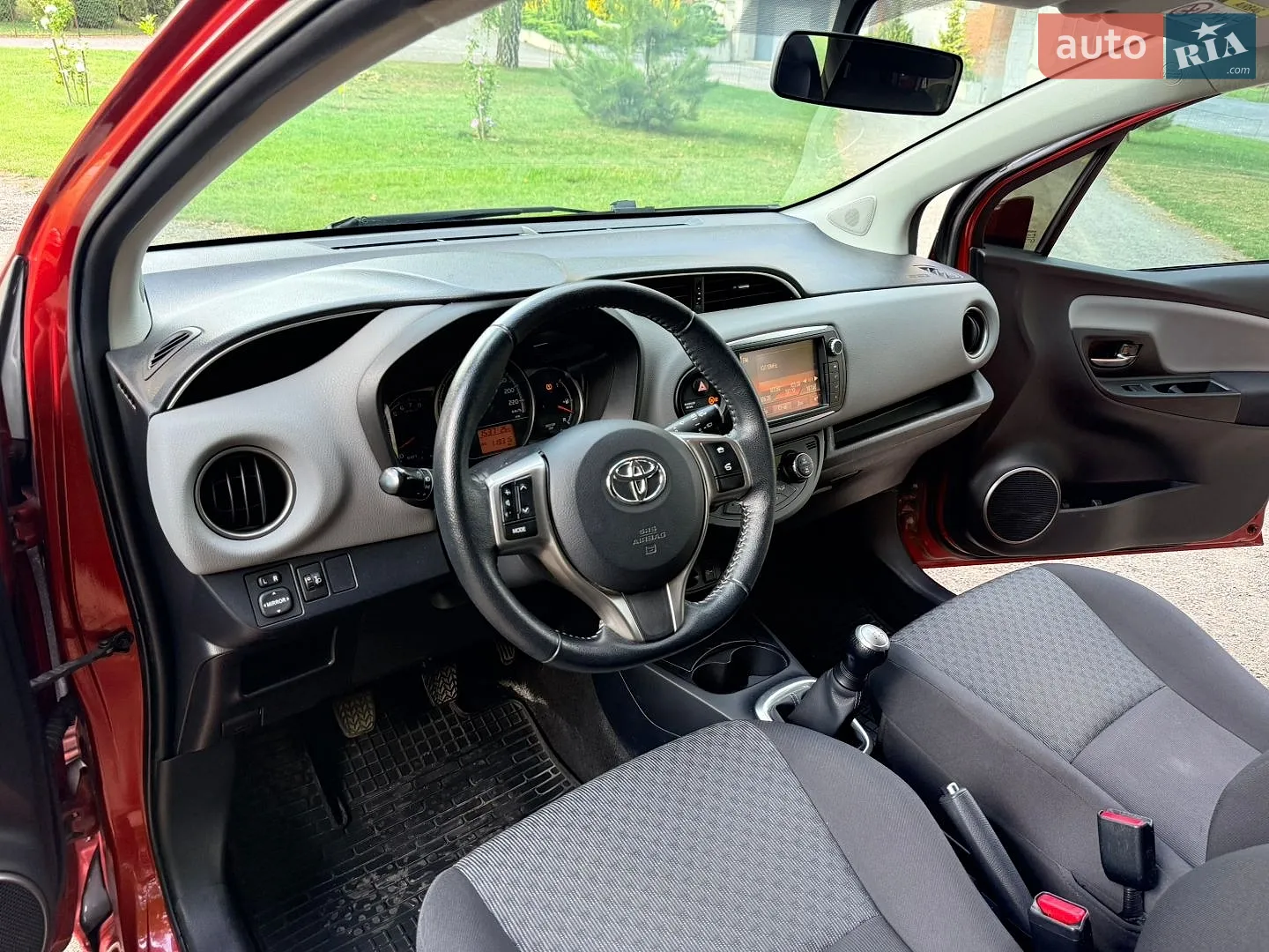 2015 Toyota Yaris - мініатюра 20