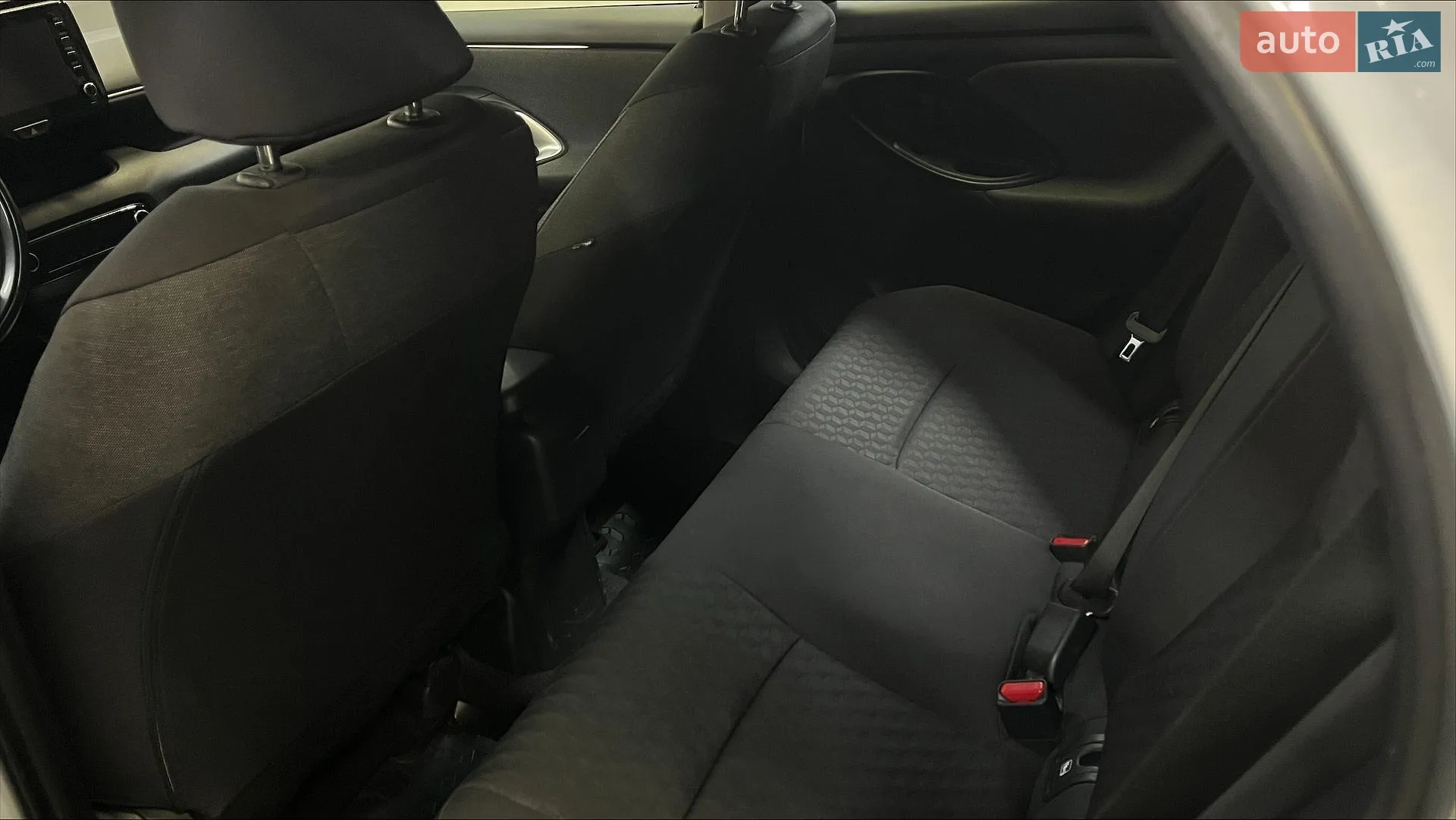 2021 Toyota Yaris - мініатюра 8