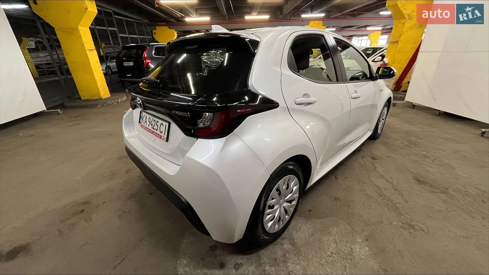 2021 Toyota Yaris - мініатюра 5