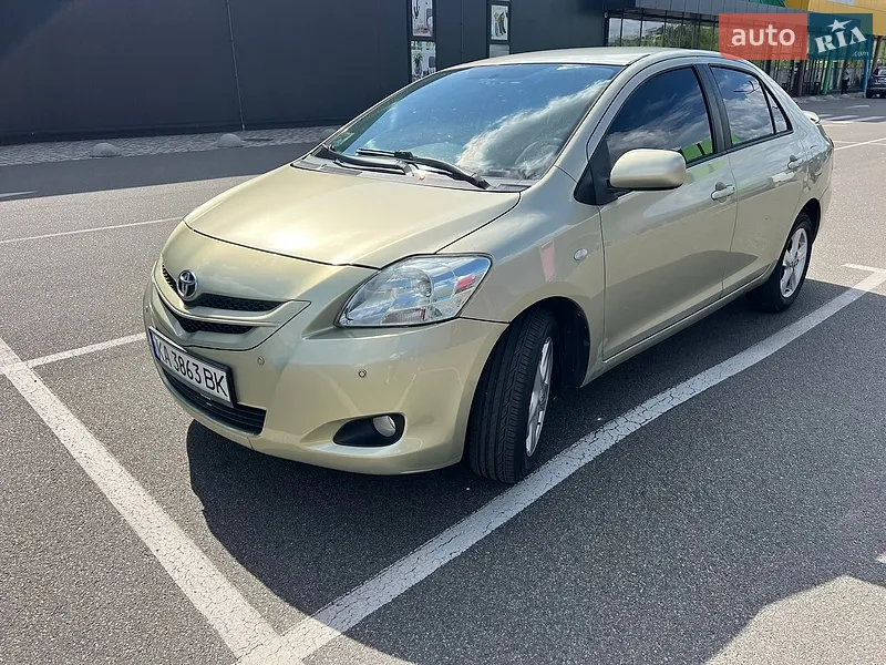 Toyota Yaris 2006