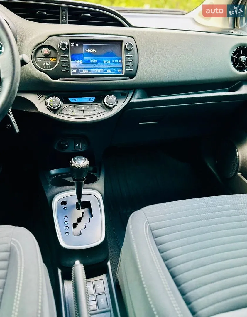2020 Toyota Yaris - мініатюра 9