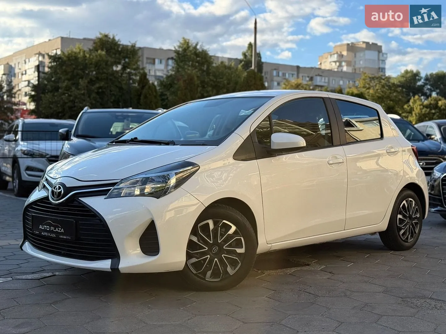 2015 Toyota Yaris - мініатюра 14