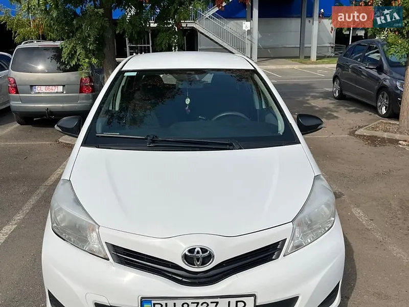 Toyota Yaris 2013