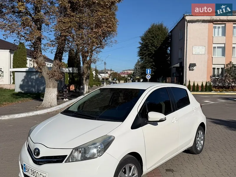 Toyota Yaris 2012