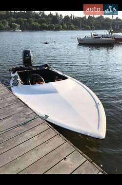 Лодка Tracker Bass 2021 в Николаеве