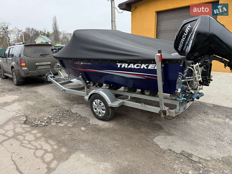 Катер Tracker Pro Guide 2013 в Києві
