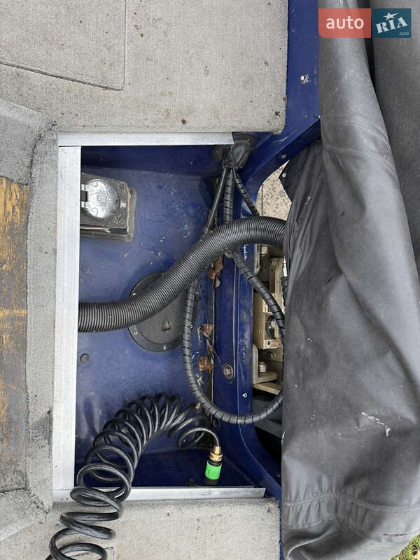 Катер Tracker Pro Guide 2013 в Києві