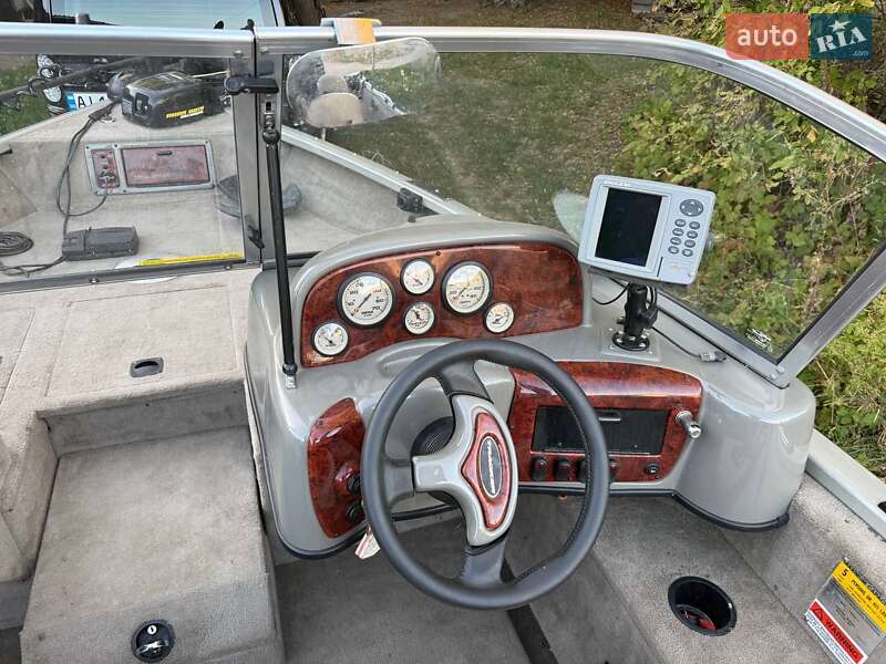 Лодка Tracker Targa 2005 в Переяславе