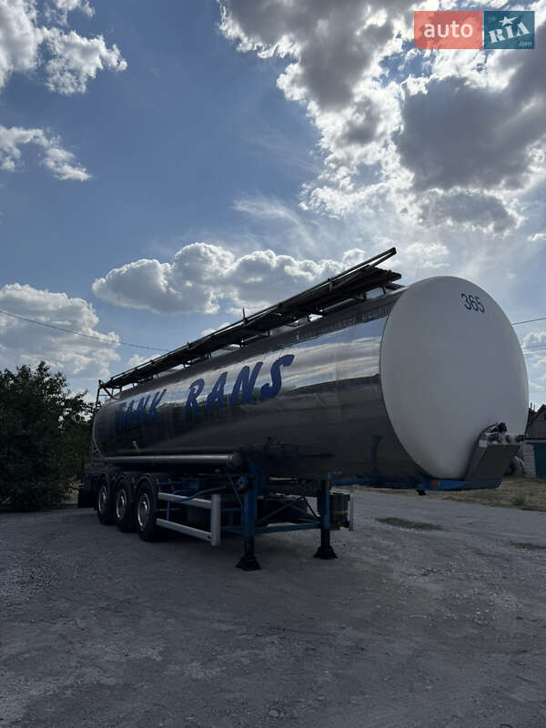 Цистерна полуприцеп Trailis D-651 1995 в Кривом Роге