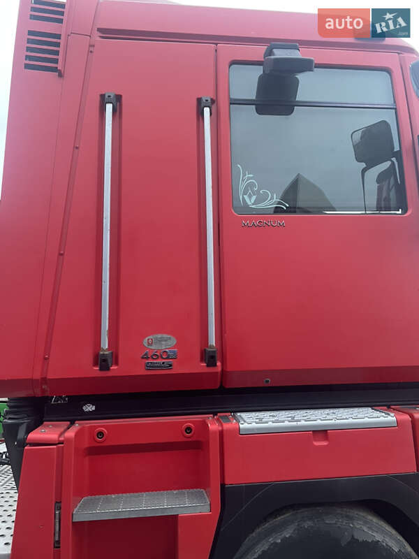 Самоскид напівпричіп Trailis D-653 2008 в Жидачові
