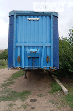 Тентованный борт (штора) - полуприцеп Trailor 1020A017 1997 в 