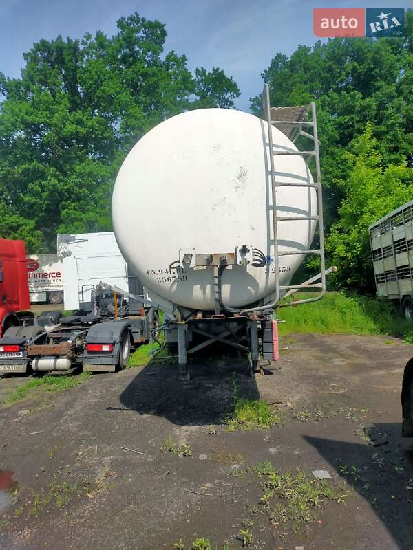Trailor 1020A017 1999