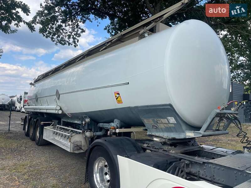 Цистерна полуприцеп Trailor CYY 1995 в Луцке