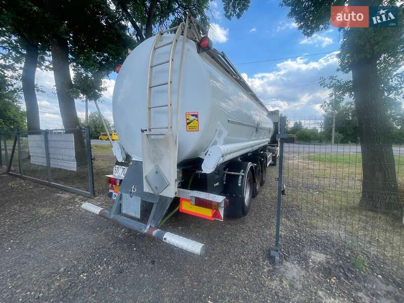Цистерна полуприцеп Trailor CYY 1995 в Луцке