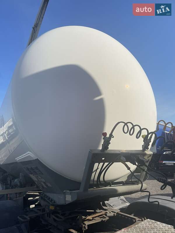 Цистерна напівпричіп Trailor GeneralTrailor 1998 в Вінниці