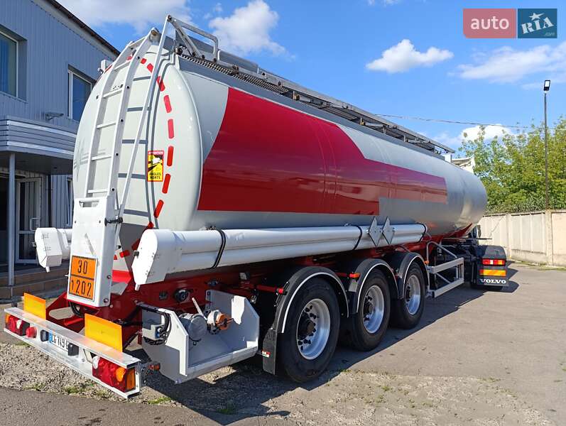 Цистерна полуприцеп Trailor S363EL 1999 в Ровно фото 6 Цистерна полуприцеп Trailor S363EL 1999 в Ровно