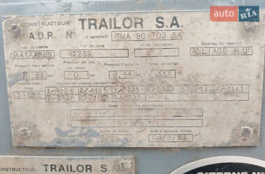 Цистерна полуприцеп Trailor S 1993 в Черновцах
