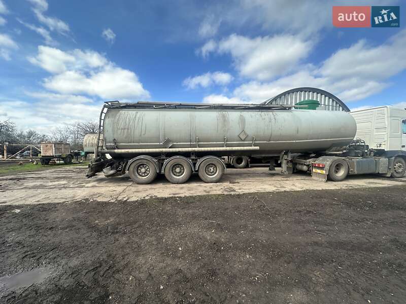 Цистерна напівпричіп Trailor SYY3CX 1993 в Новому Бузі фото Цистерна напівпричіп Trailor SYY3CX 1993 в Новому Бузі