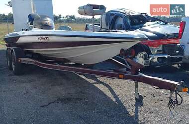 Лодка Triton Boats 19 ProXs 1999 в 