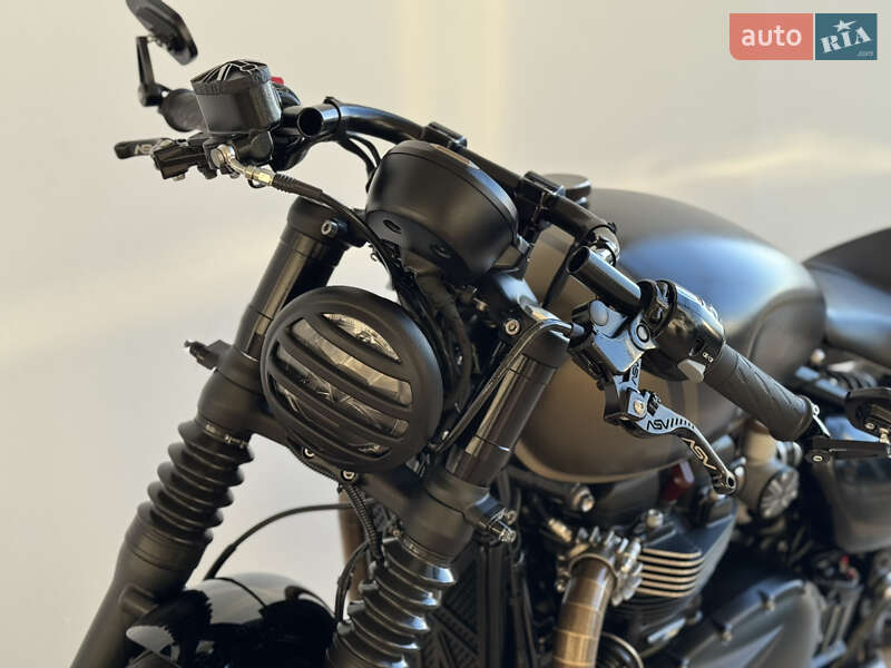 Мотоцикл Кастом Triumph Bobber 2022 в Києві фото 42 Мотоцикл Кастом Triumph Bobber 2022 в Києві