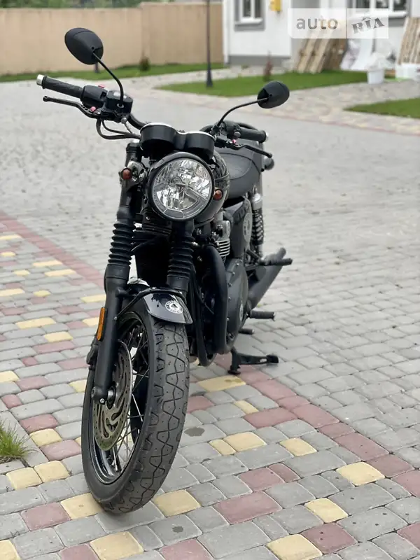 Кафе рейсер Triumph Bonneville 2019 в 