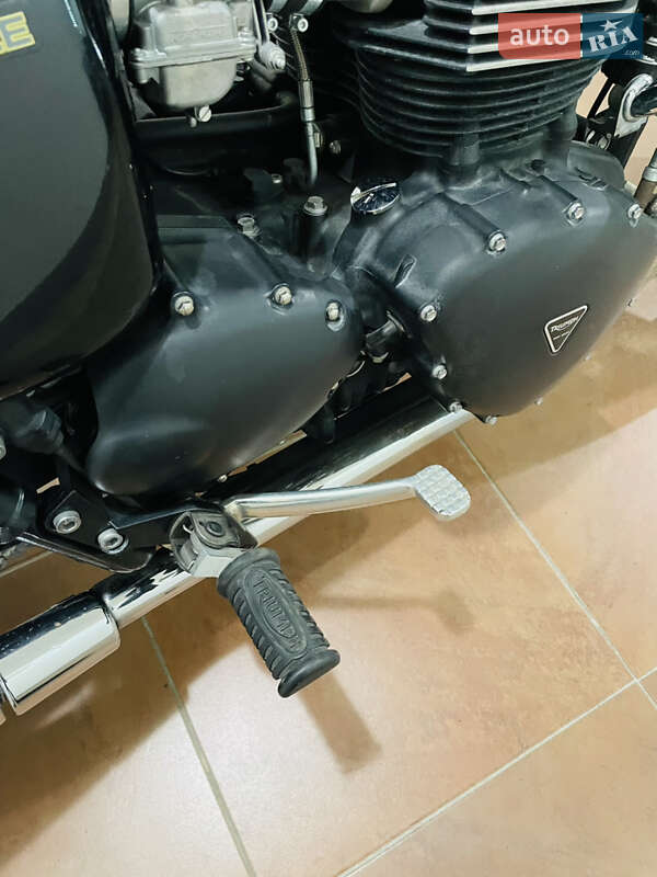 Мотоцикл Классик Triumph Bonneville 2010 в Киеве