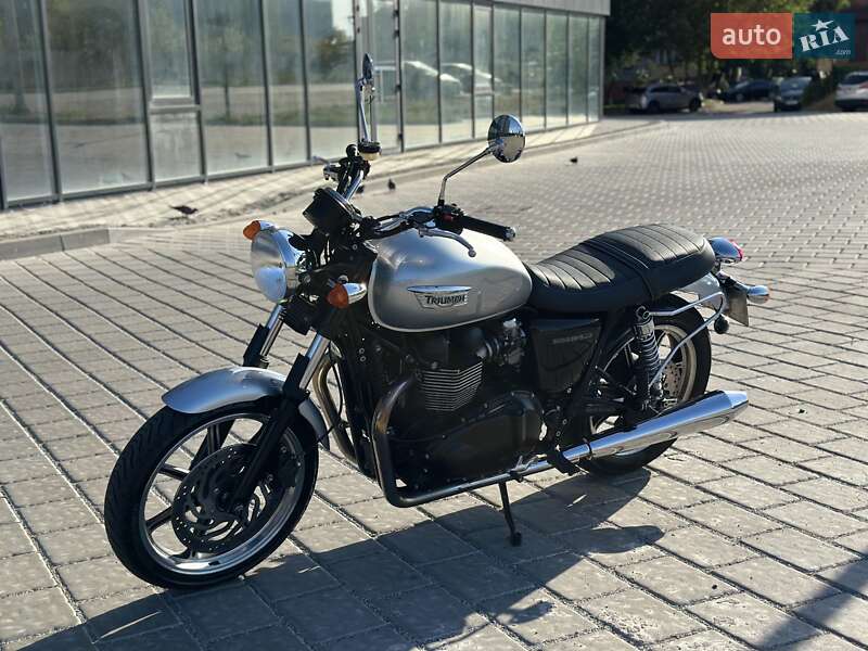 Triumph Bonneville 2014
