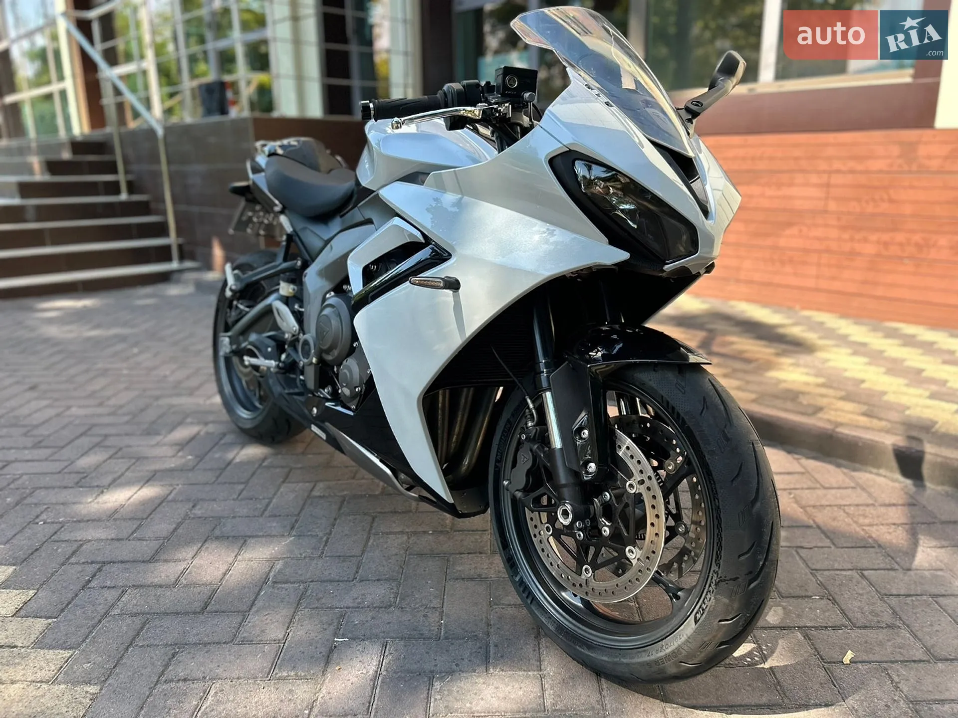 TRIUMPH DAYTONA 660 2024 VIN SMTL23UF7STBW5959 фото оголошення 7 з 14