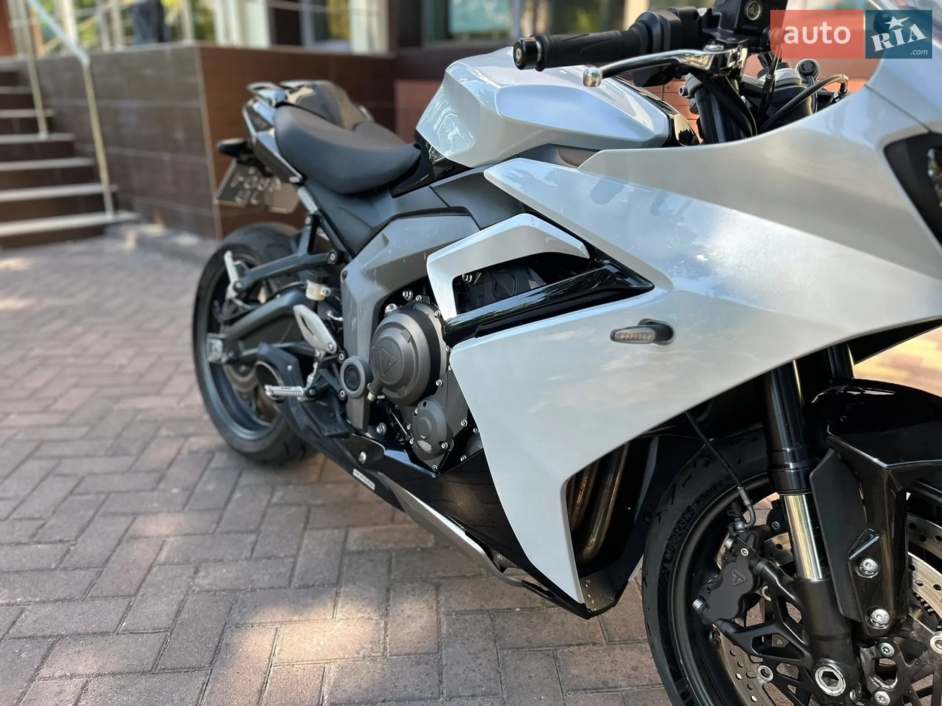 TRIUMPH DAYTONA 660 2024 VIN SMTL23UF7STBW5959 фото оголошення 8 з 14