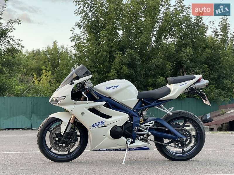 Спортбайк Triumph Daytona 675 2010 в Дубно
