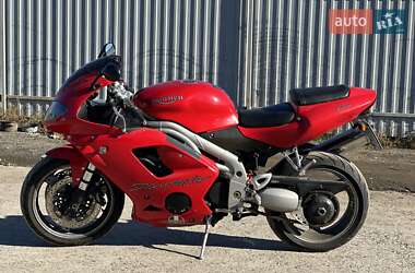 Мотоцикл Многоцелевой (All-round) Triumph Daytona 2004 в 