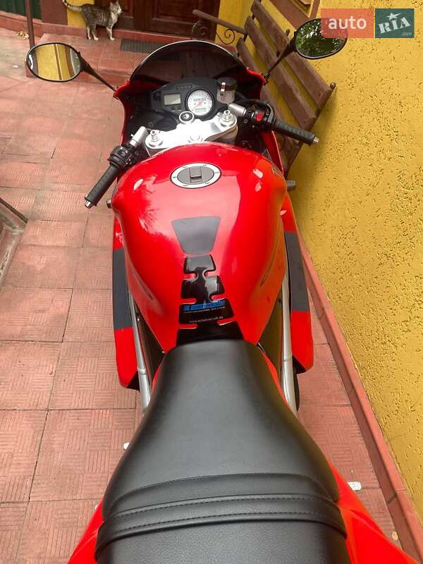 Мотоцикл Многоцелевой (All-round) Triumph Daytona 2004 в Киеве