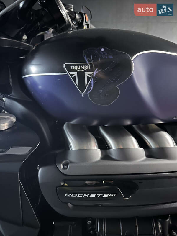 Мотоцикл Круизер Triumph Rocket 3 GT 2024 в Кременчуге фото 3 Мотоцикл Круизер Triumph Rocket 3 GT 2024 в Кременчуге