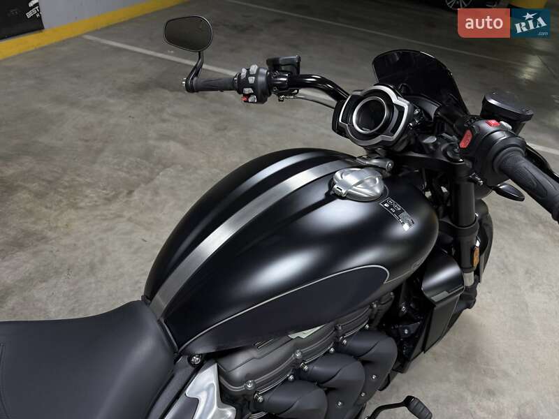 Мотоцикл Круізер Triumph Rocket 3 2024 в Києві фото 29 Мотоцикл Круізер Triumph Rocket 3 2024 в Києві