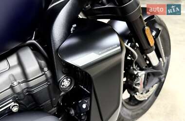 Мотоцикл Круізер Triumph Rocket 3 2024 в Києві фото 34 Мотоцикл Круізер Triumph Rocket 3 2024 в Києві