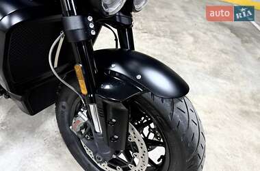 Мотоцикл Круізер Triumph Rocket 3 2024 в Києві фото 46 Мотоцикл Круізер Triumph Rocket 3 2024 в Києві