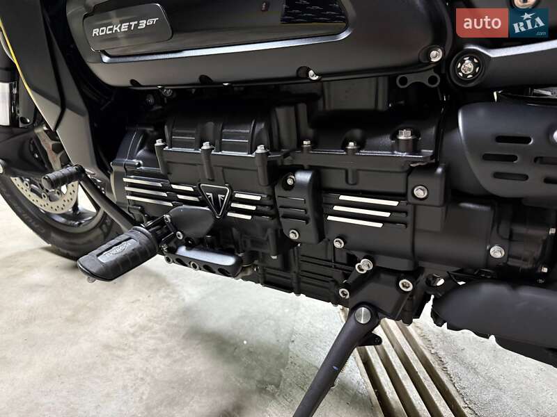 Мотоцикл Круізер Triumph Rocket 3 2024 в Києві фото 40 Мотоцикл Круізер Triumph Rocket 3 2024 в Києві