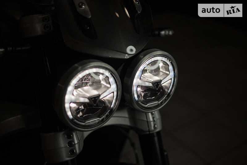 Мотоцикл Круизер Triumph Rocket III 2020 в Киеве