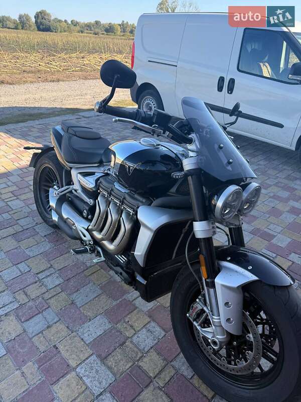 Мотоцикл Круизер Triumph Rocket III 2023 в Кременчуге фото Мотоцикл Круизер Triumph Rocket III 2023 в Кременчуге