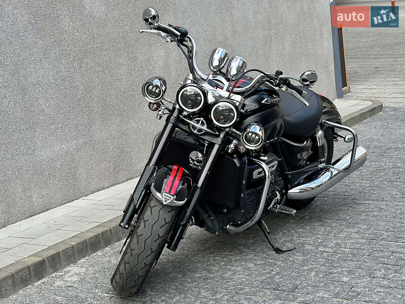 Мотоцикл Туризм Triumph Rocket 2016 в Киеве