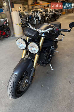 Мотоцикл Без обтекателей (Naked bike) Triumph Speed Triple 2007 в 