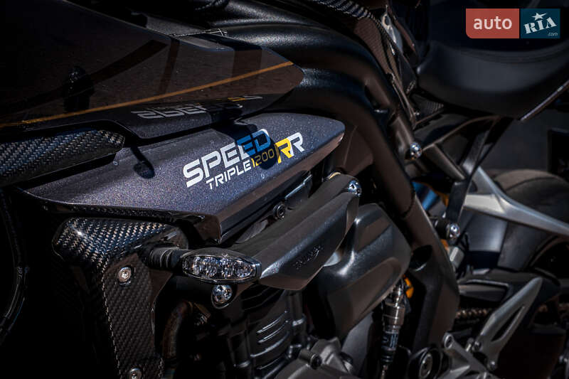 Спортбайк Triumph Speed Triple 2023 в Киеве фото 21 Спортбайк Triumph Speed Triple 2023 в Киеве