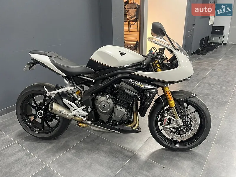 Triumph Speed Triple 2023