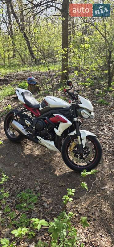 Мотоцикл Без обтекателей (Naked bike) Triumph Street Triple 675 2013 в Киеве