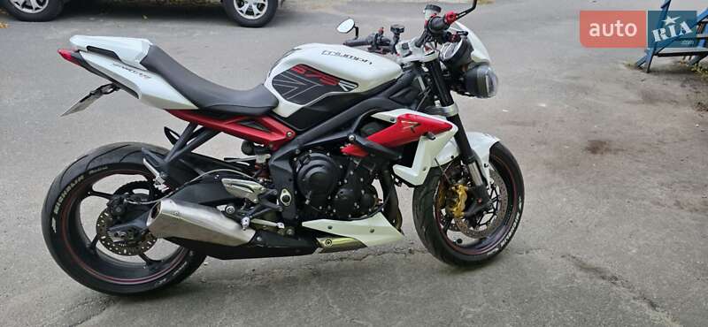 Мотоцикл Без обтекателей (Naked bike) Triumph Street Triple 675 2013 в Киеве