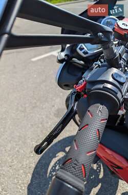 Мотоцикл Без обтекателей (Naked bike) Triumph Street Triple 2015 в 