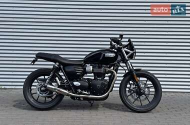 Мотоцикл Без обтекателей (Naked bike) Triumph Street Twin 2018 в 