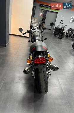 Кафе рейсер Triumph Thruxton 2022 в Киеве